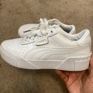 White puma sneakers